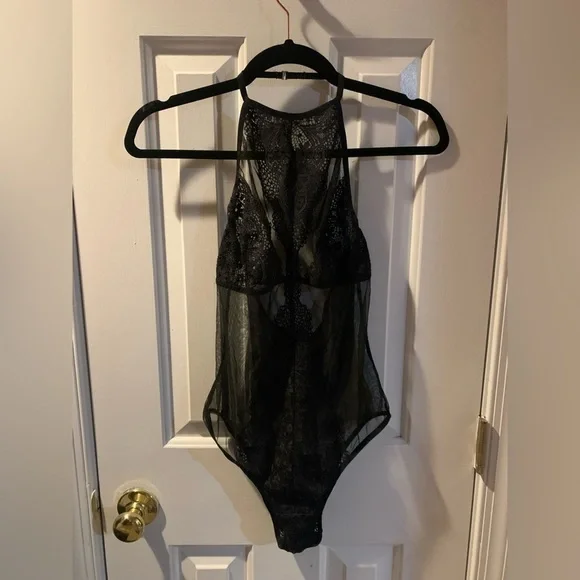 victoria’s Secret Body - Picture 2 of 6